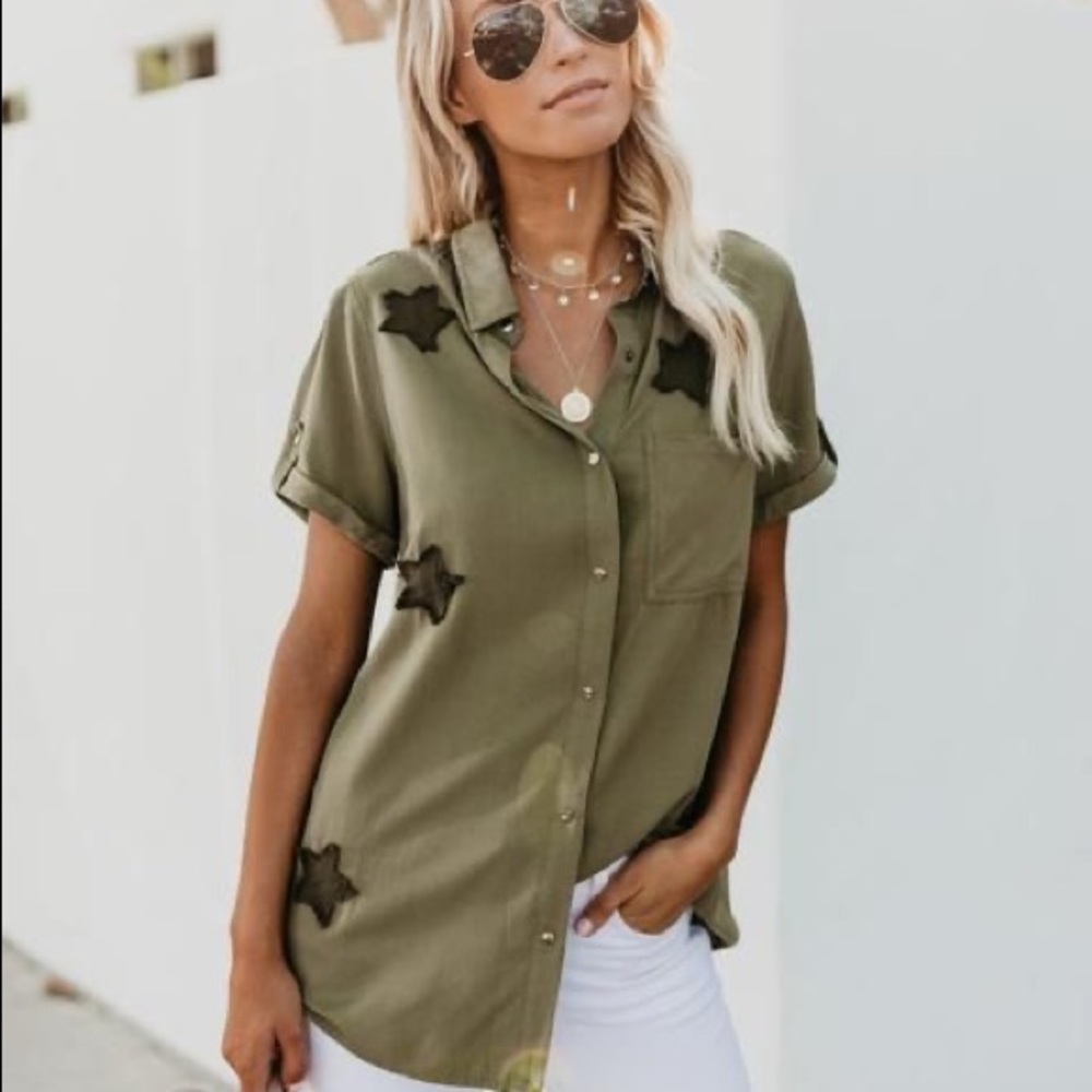 Hummingbird Superstar Tencel Button Down Top